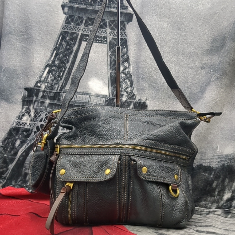 Fossil Morgan Traveler crossbody